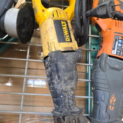 DeWalt  / CALADORA