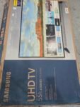 SAMSUNG 55" 4K Ultra HD Smart LED TV