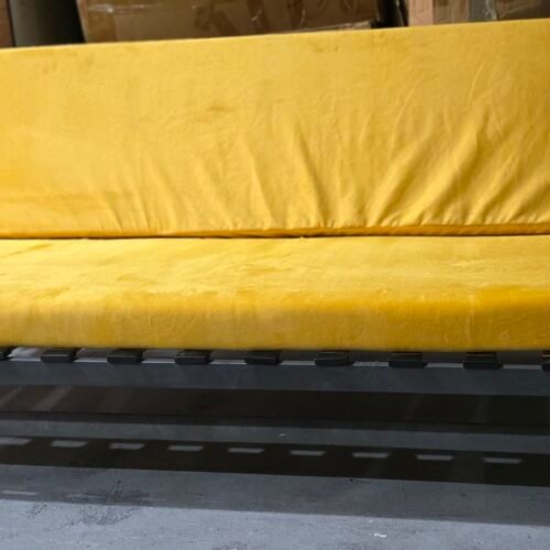 MUEBLE DE PATIO /HIERRO