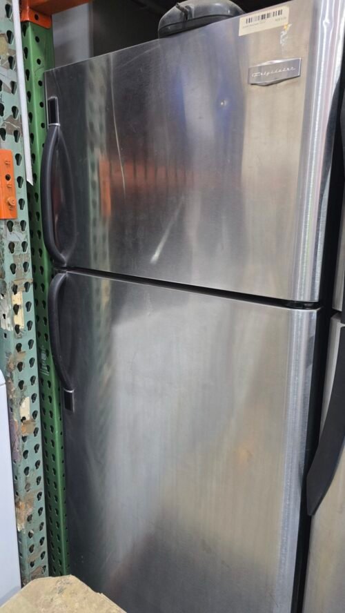 NEVERAS / FRIGIDAIRE USADA PEQUEÑA
