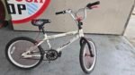 BICICLETA  20"  RAZOR ANGEL