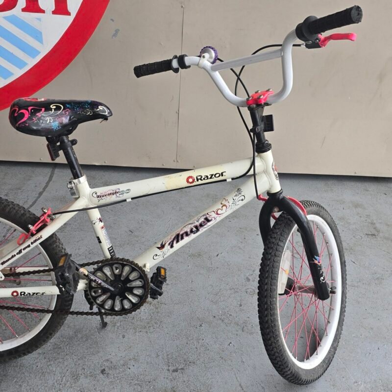 BICICLETA  20"  RAZOR ANGEL