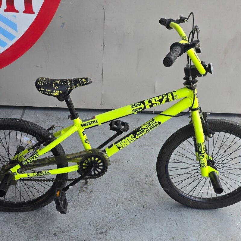 BICICLETA  20"  KENT VERDE LUMINICO